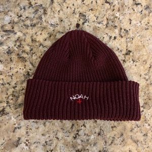 Noah - core logo beanie